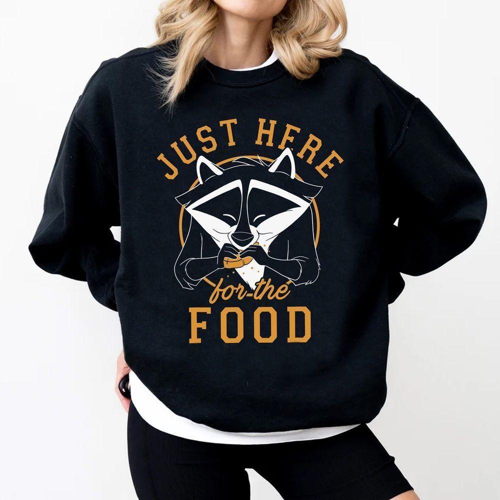 Pocahontas Meeko Just Here For The Food Portrait Disney Vuitino Apparel